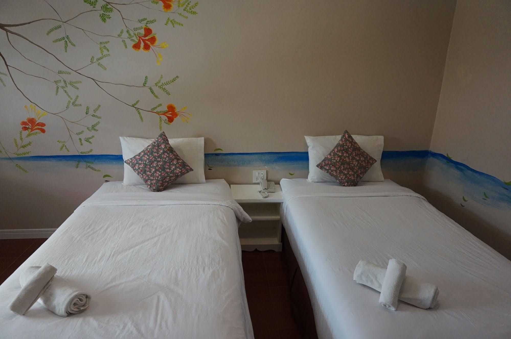 Color Ville Hotel SHA Certified Sakon Nakhon Esterno foto